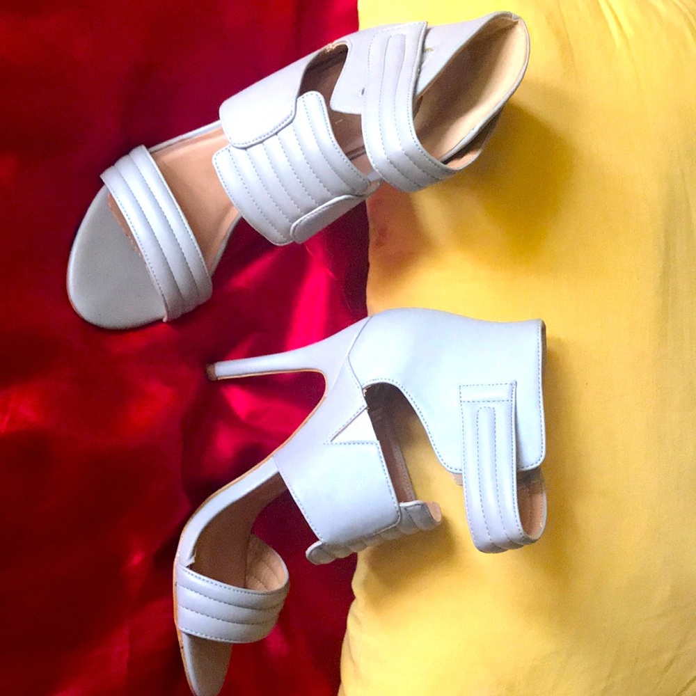 SHOES SHOES